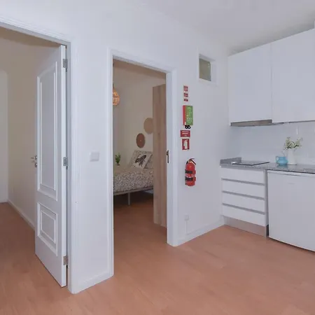 Downtown River Apartment *